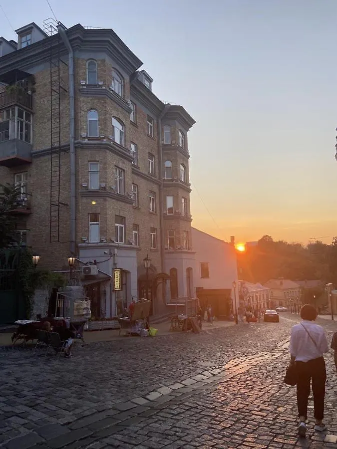Romantic Apartment On Andriivskyi Kyiv
