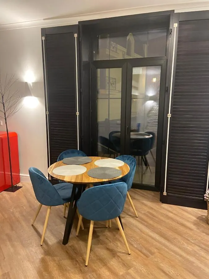 Romantic Apartment On Andriivskyi Kyiv